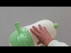 พนุท ขี่รถเล่น